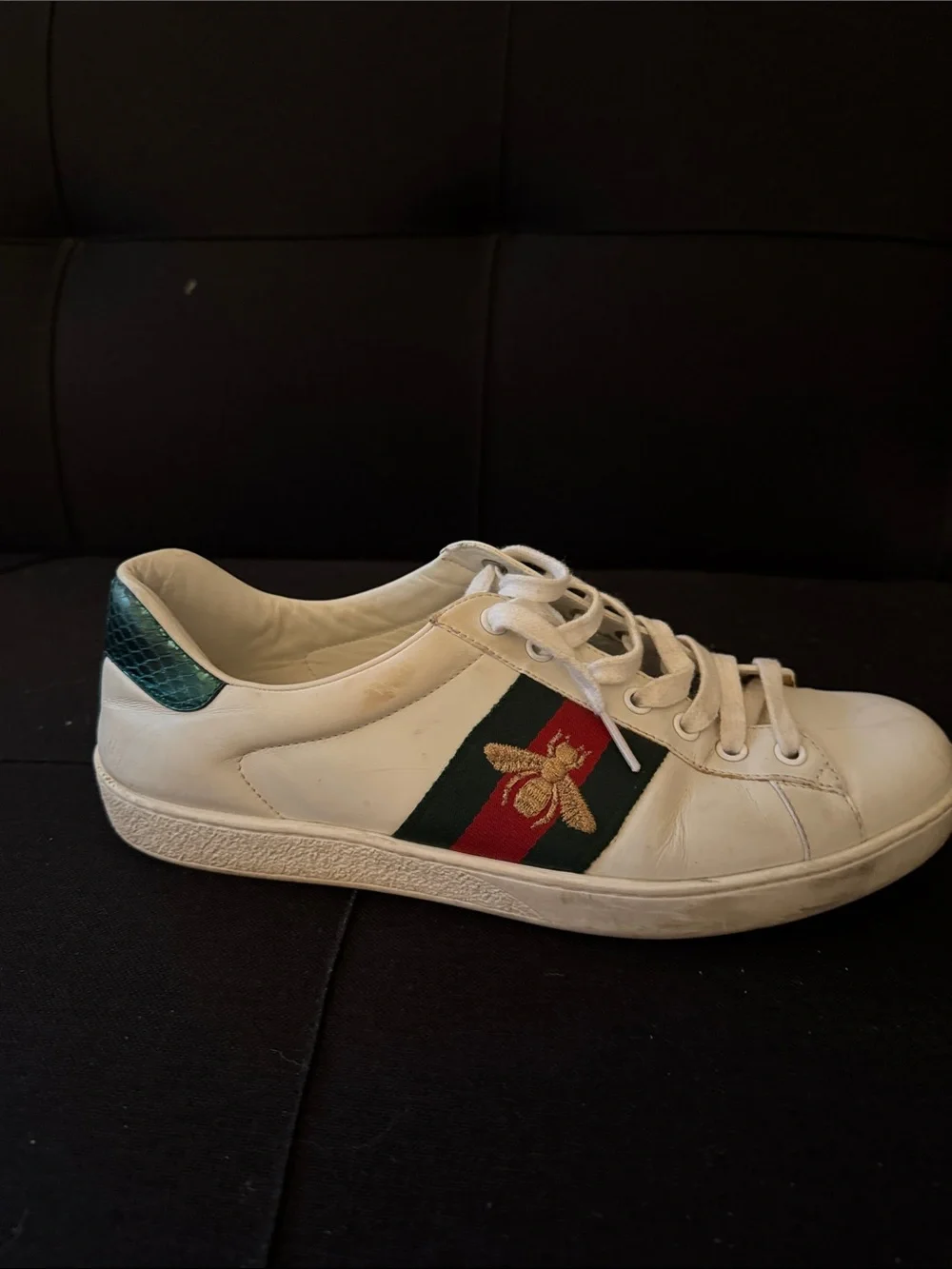 Gucci White Leather Sneakers with Red and Green Stripe and Gold Bee